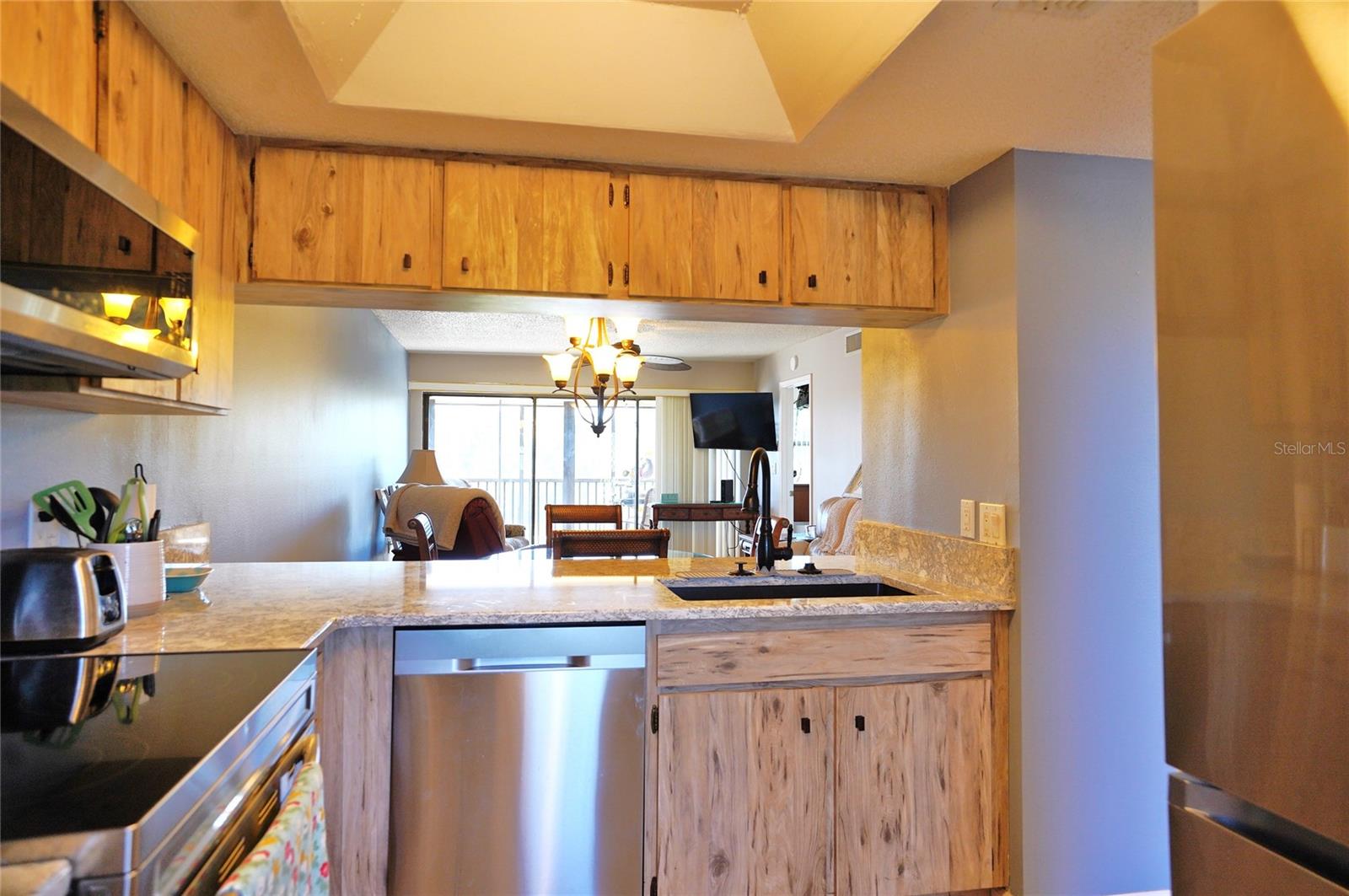 SANDHILL PINES BLDG 02 - Residential Lease