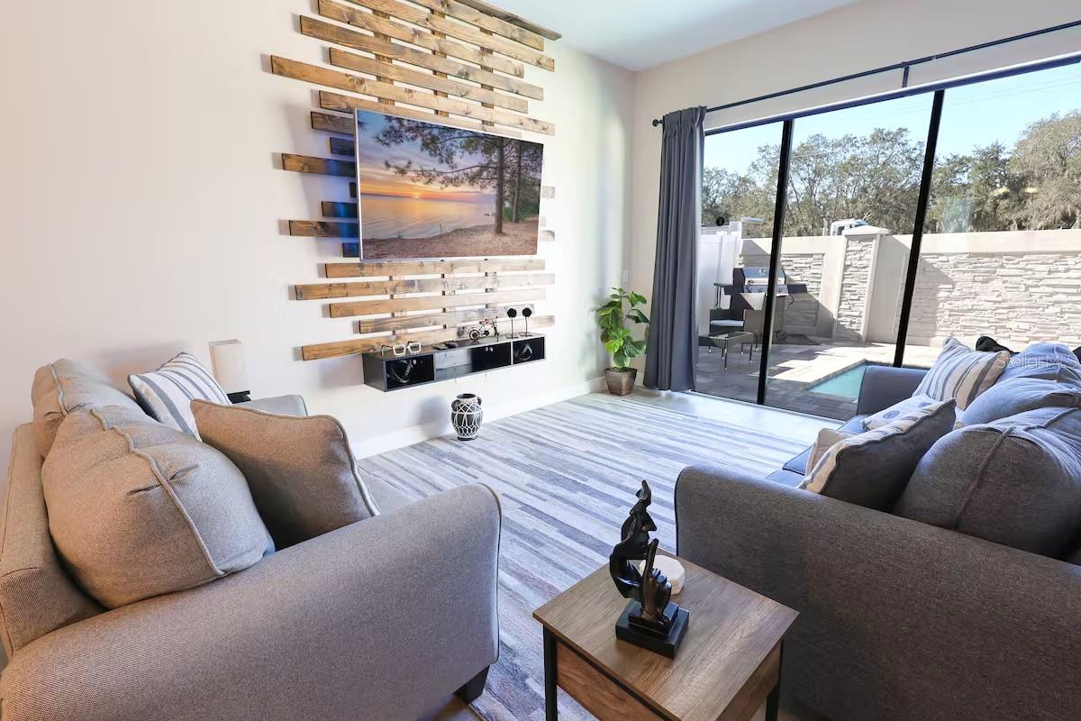 VILLA DOMANI - Residential Lease