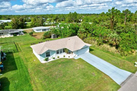 A home in PORT CHARLOTTE