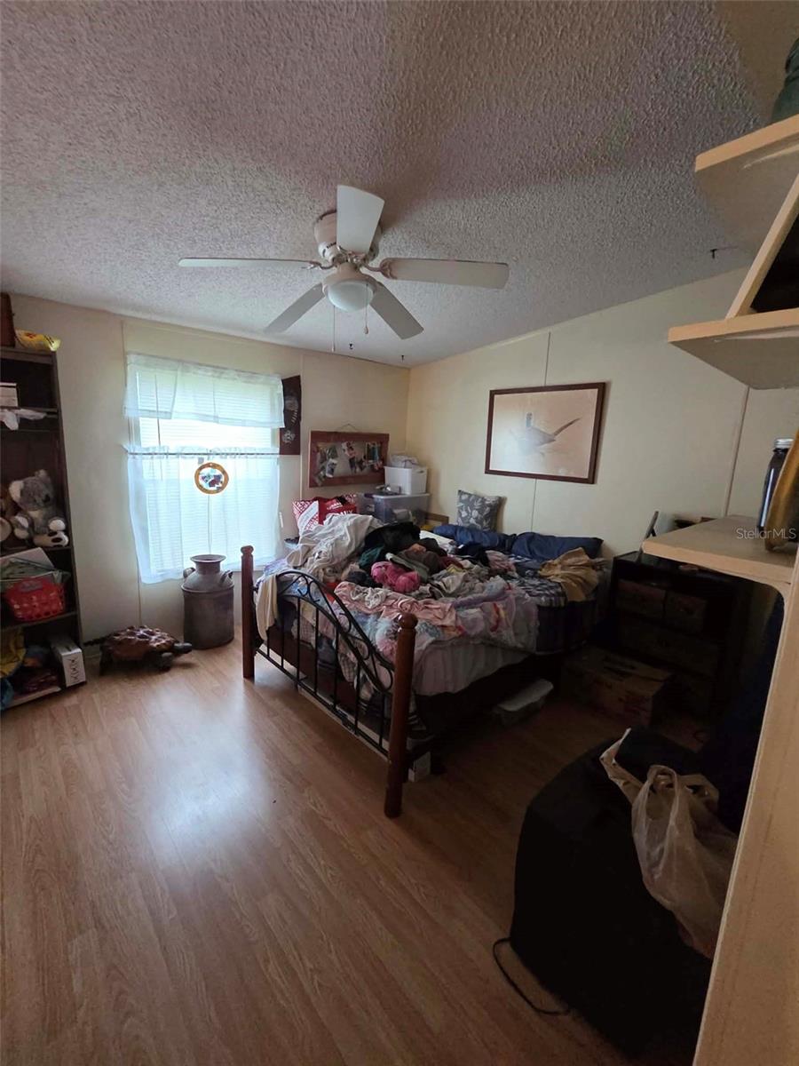 THAT PART OF W1/2 OF SE1/4 OF SE1/4 OF SE1/4 LYING - Residential