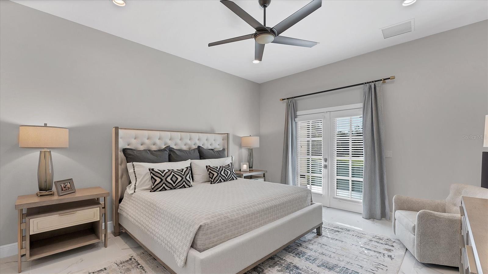 WINDSOR GREEN - Residential