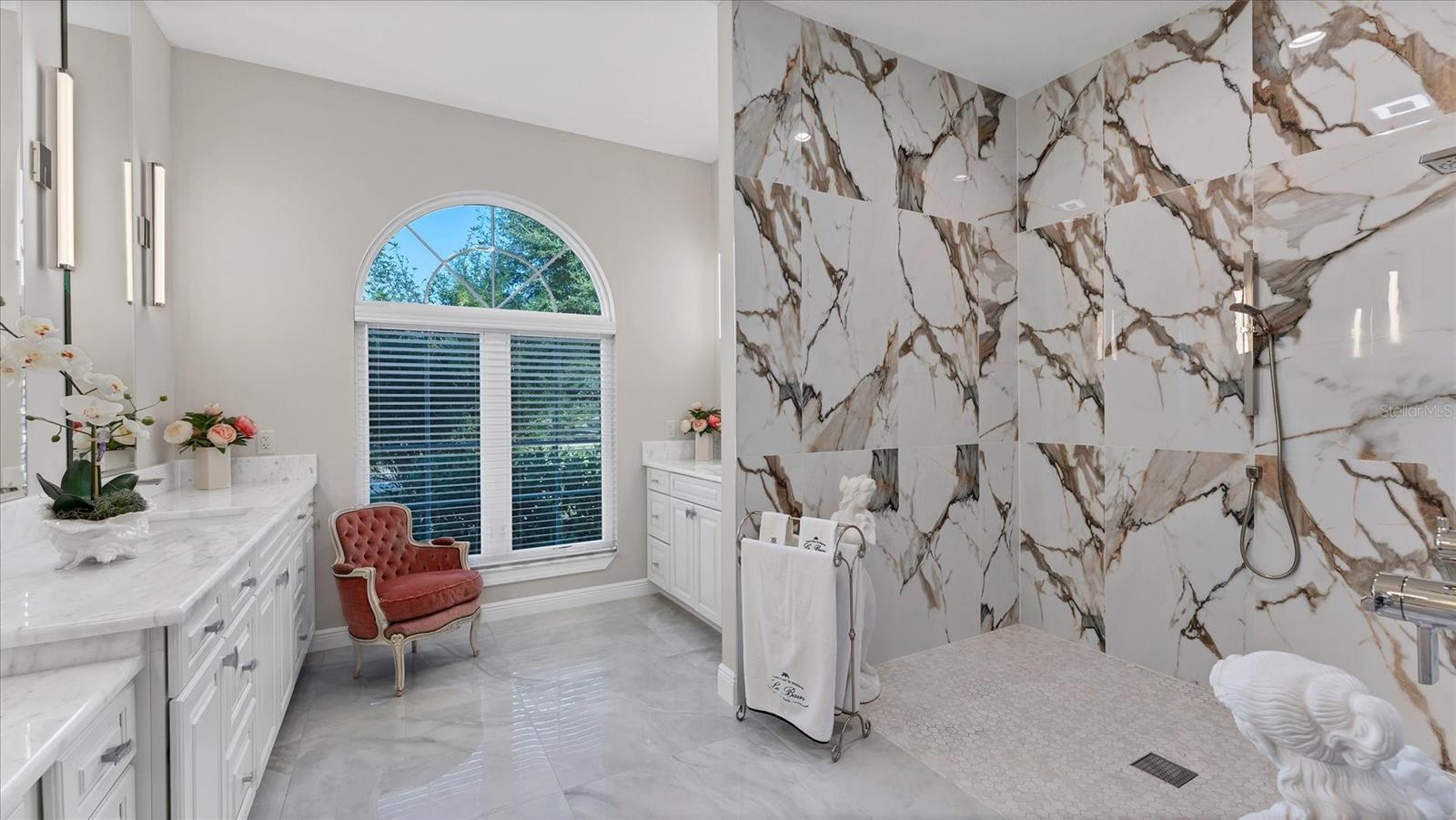 WINDSOR GREEN - Residential