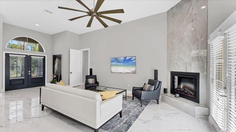 Tiny photo for 39851 Darlington Avenue, Lady Lake, FL 32159 (MLS # G5104061)