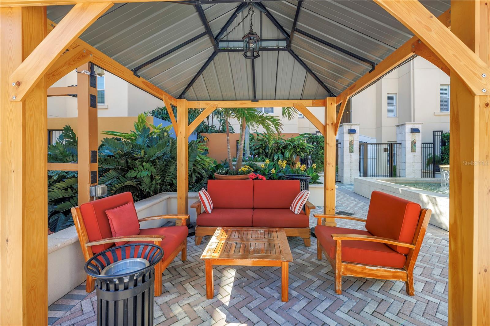 MADISON AT ST PETE II - Residential