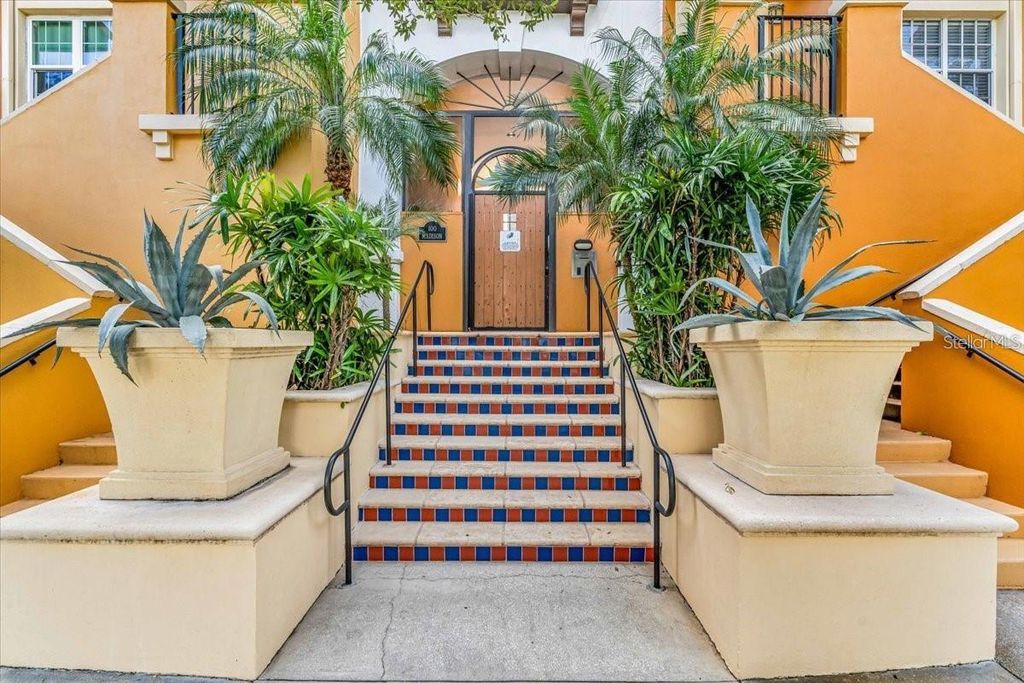 Photo of 100 4th Avenue S #207, St Petersburg, FL 33701 (MLS # TB8494262)