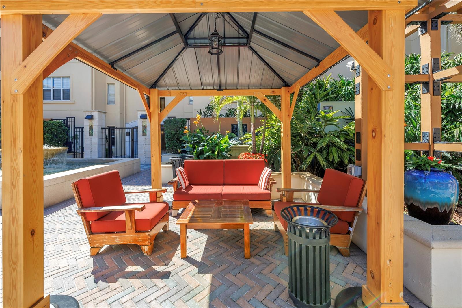 MADISON AT ST PETE II - Residential