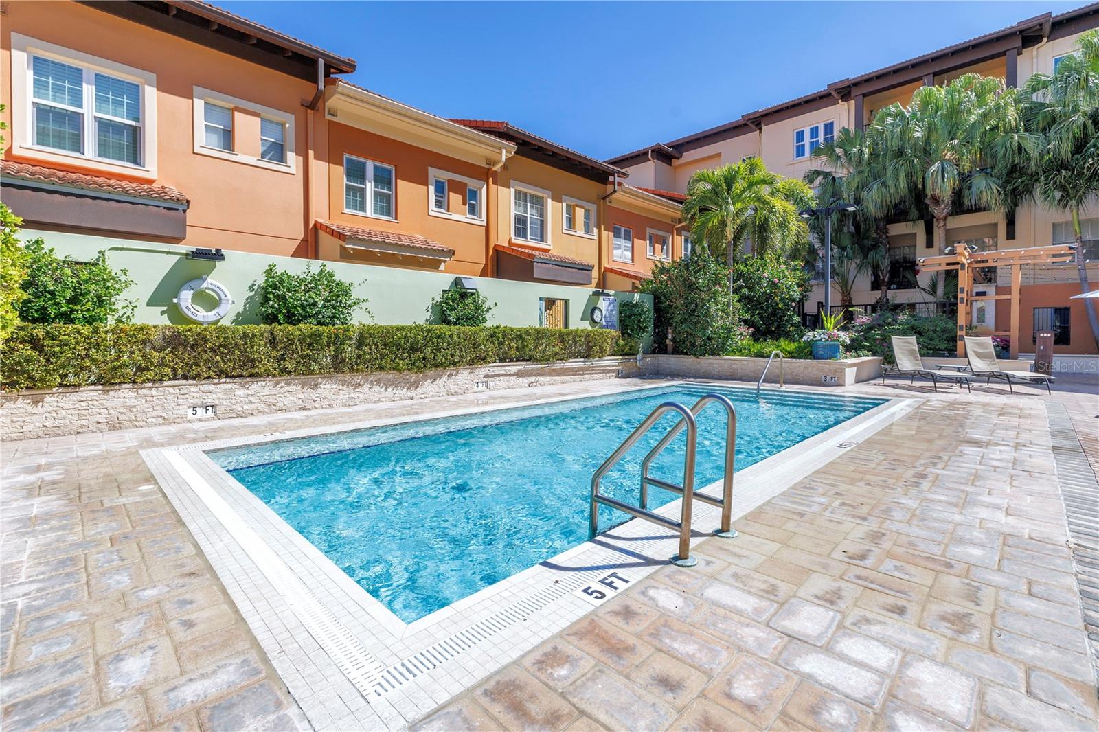 MADISON AT ST PETE II - Residential