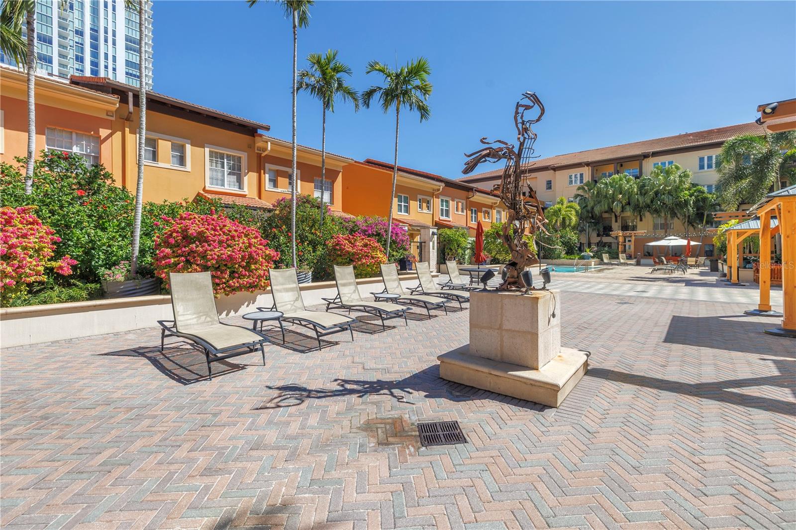 MADISON AT ST PETE II - Residential