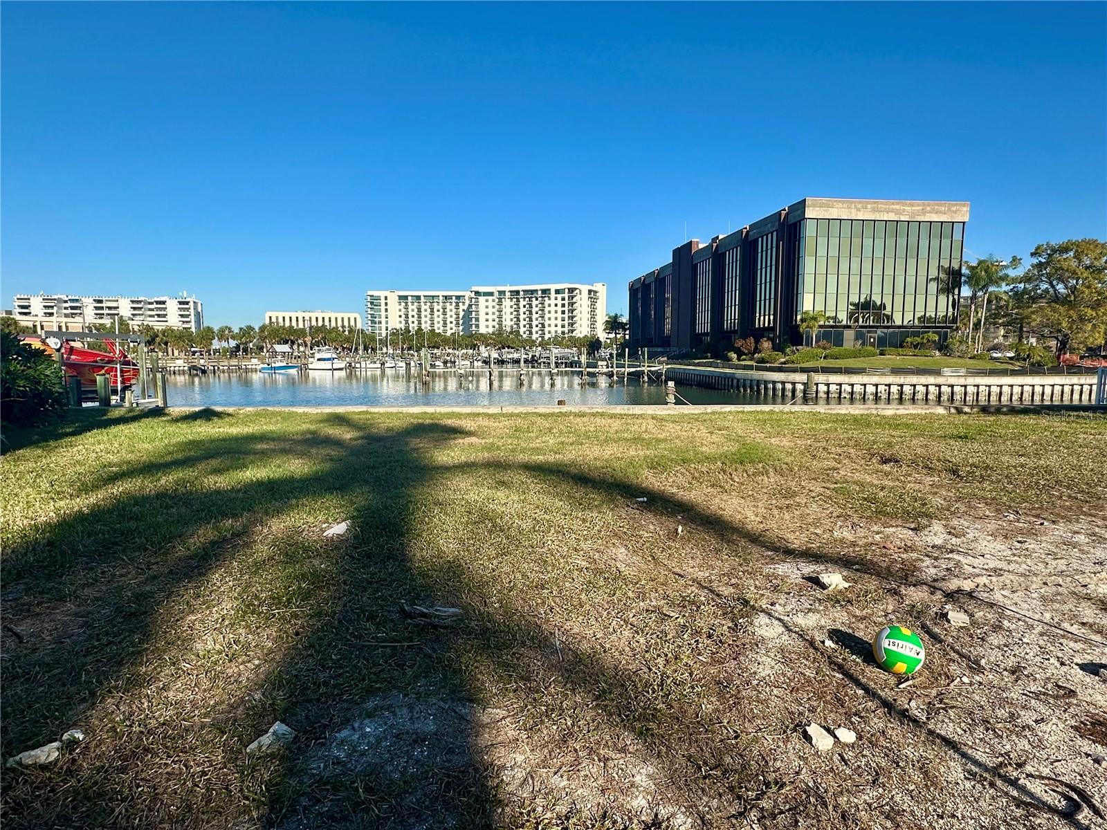 BAYSHORE ESTATES 4 - Land