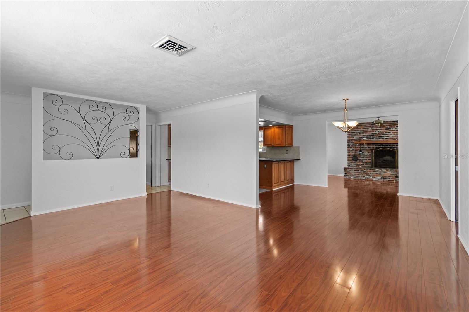 OAKHURST TERRACE - Residential