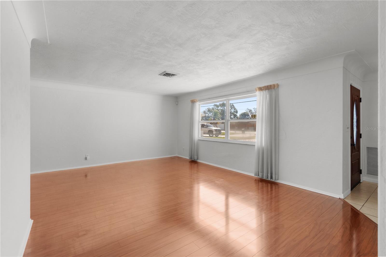 OAKHURST TERRACE - Residential