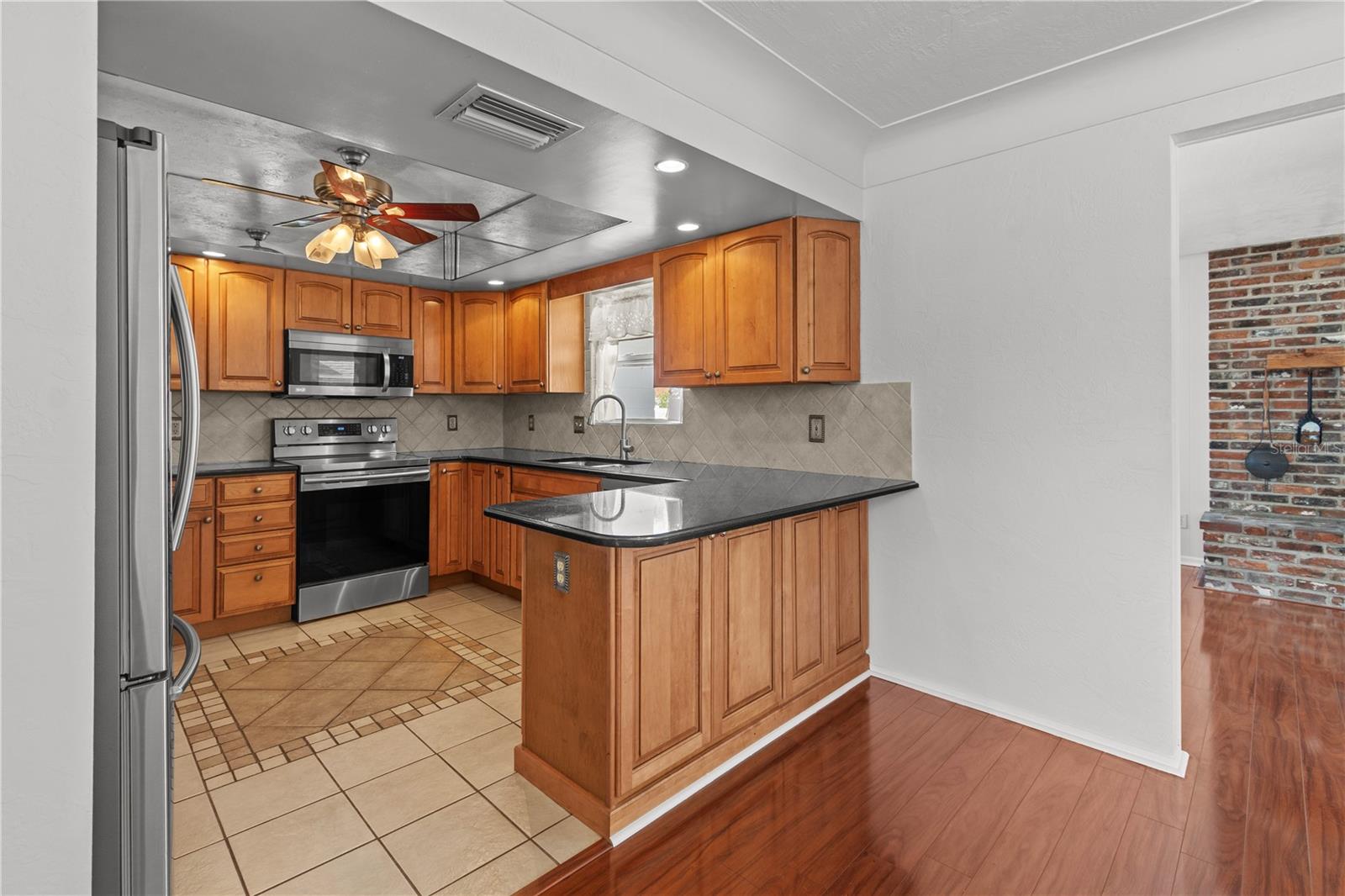 OAKHURST TERRACE - Residential