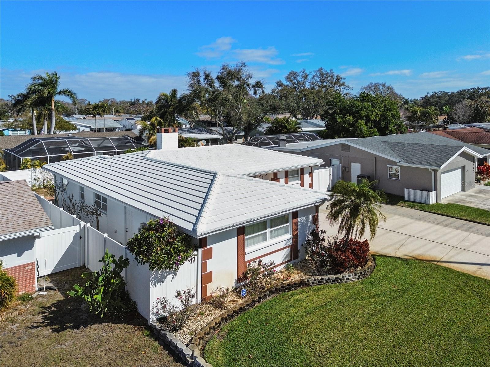 OAKHURST TERRACE - Residential