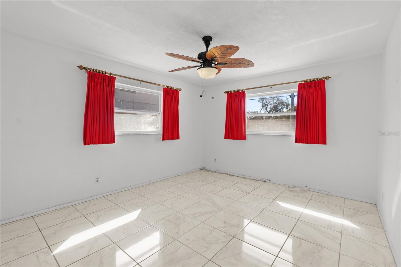 OAKHURST TERRACE - Residential