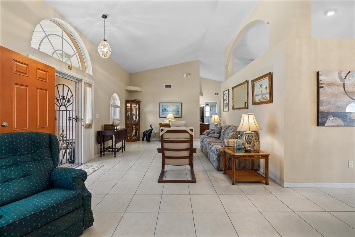 CYPRESS KNOLL - Residential