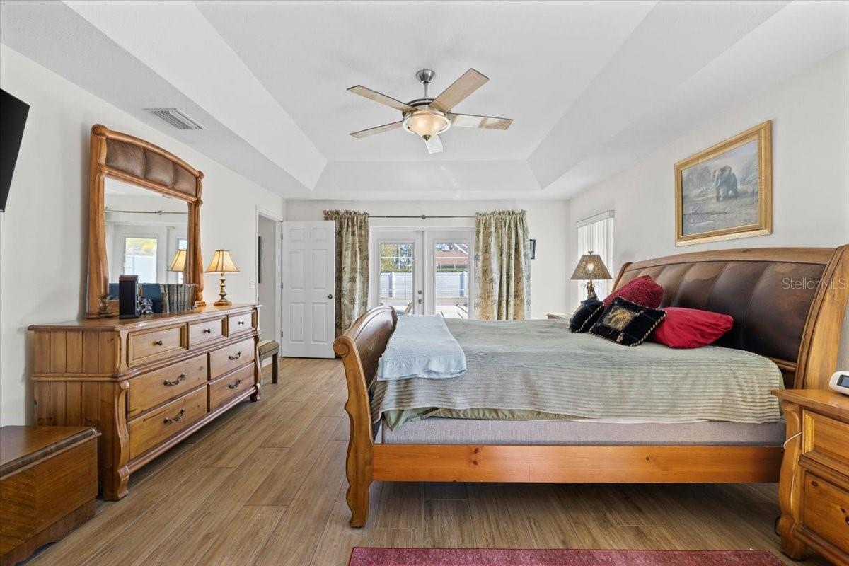 CYPRESS KNOLL - Residential