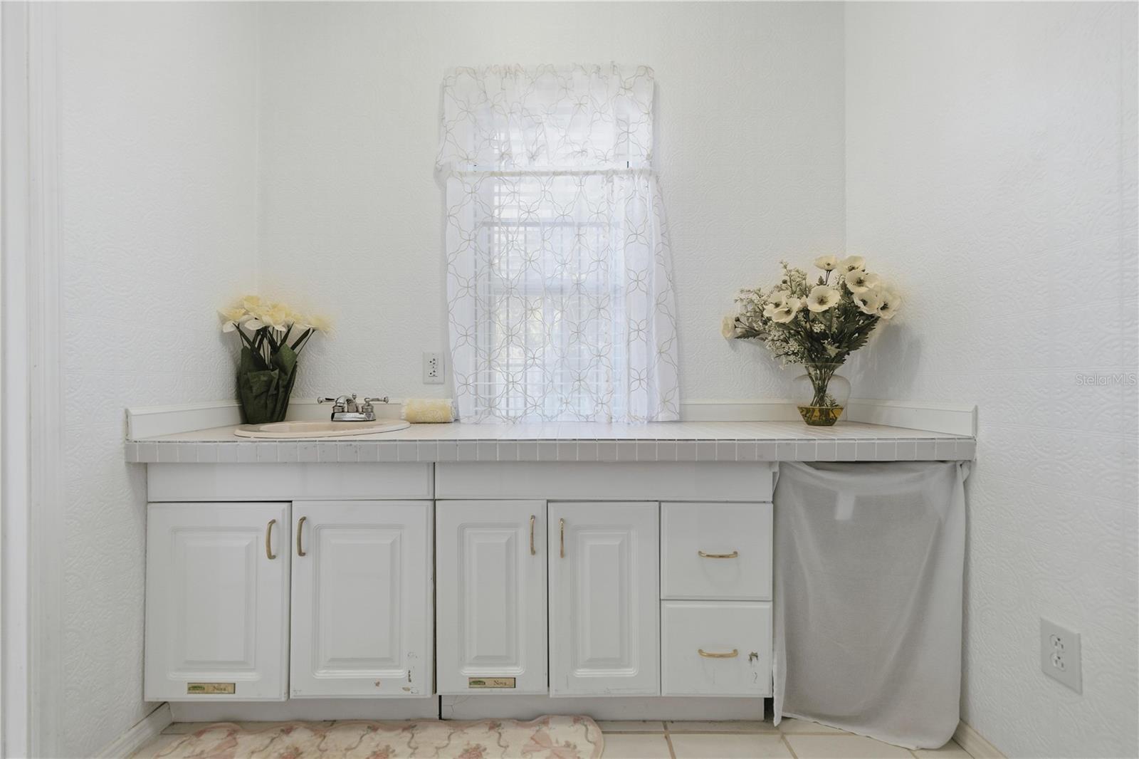 FLORIDA HLNDS - Residential