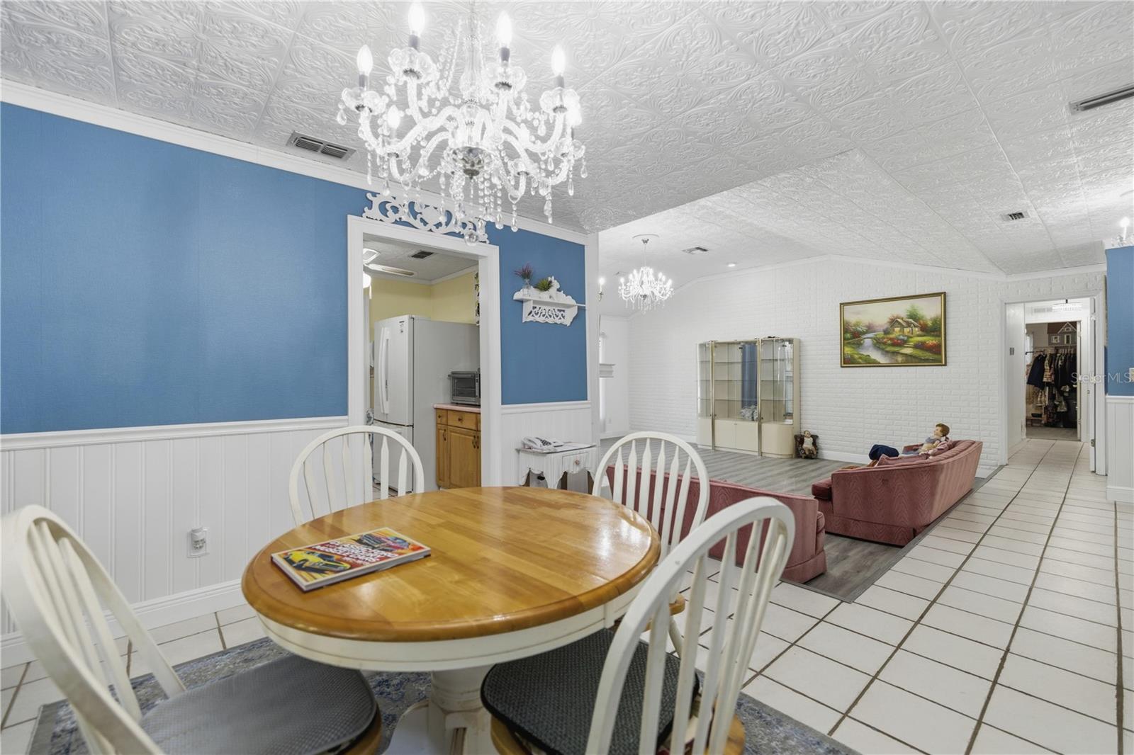 FLORIDA HLNDS - Residential