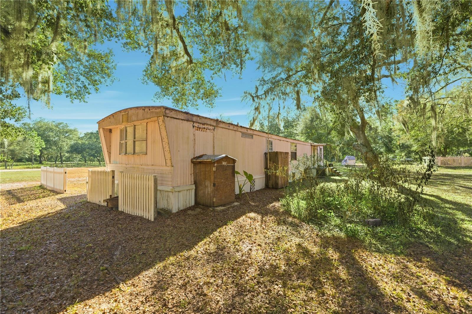 FLORIDA HLNDS - Residential