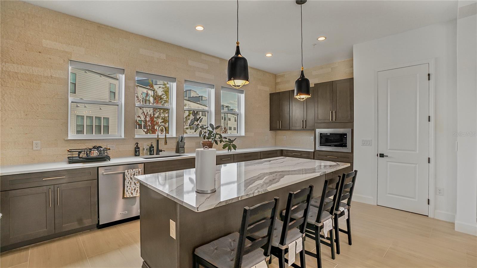 BRIX/THE PACKING DISTRICT - Residential Lease