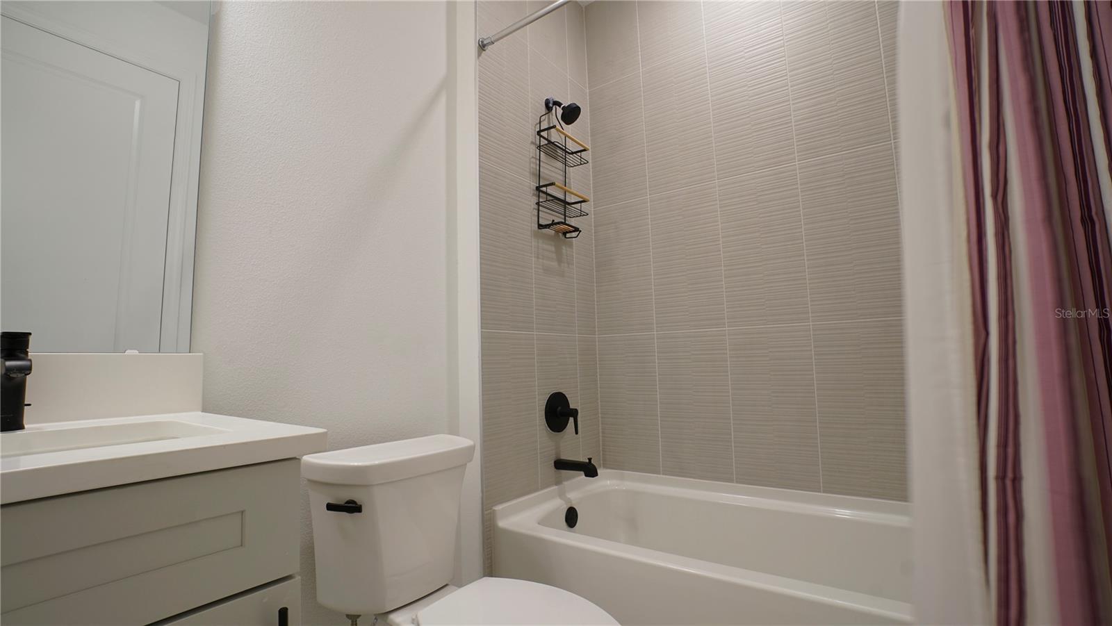 BRIX/THE PACKING DISTRICT - Residential Lease