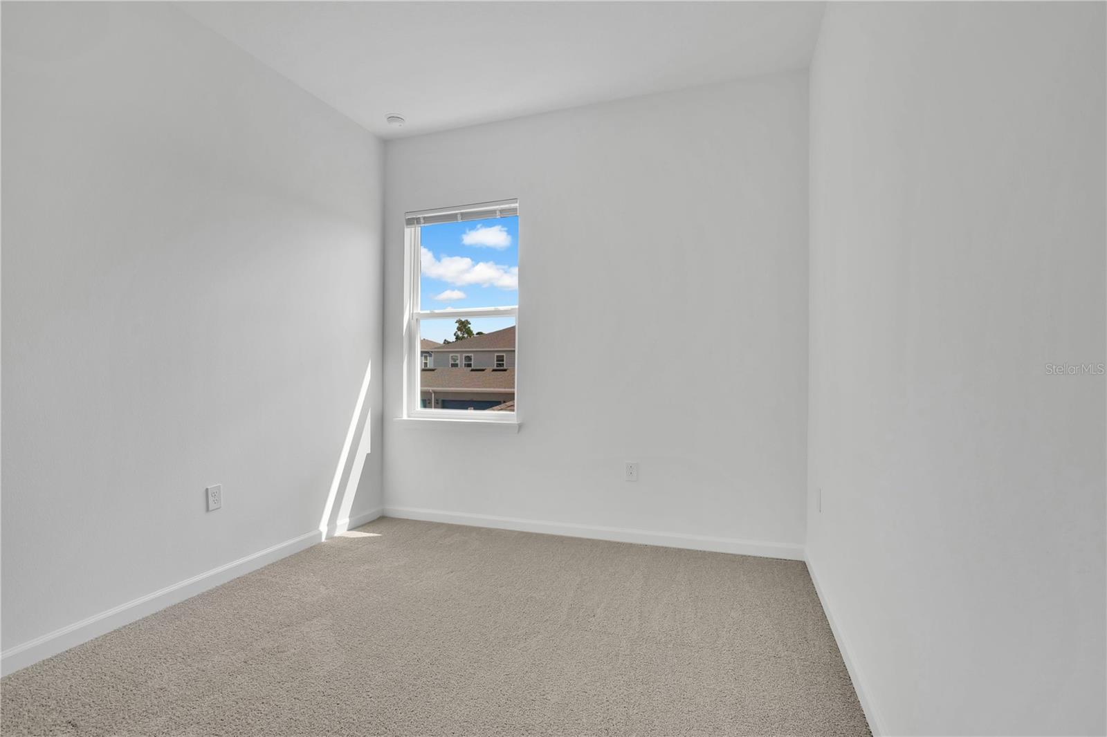 SERENADE AT OVATION - Residential Lease