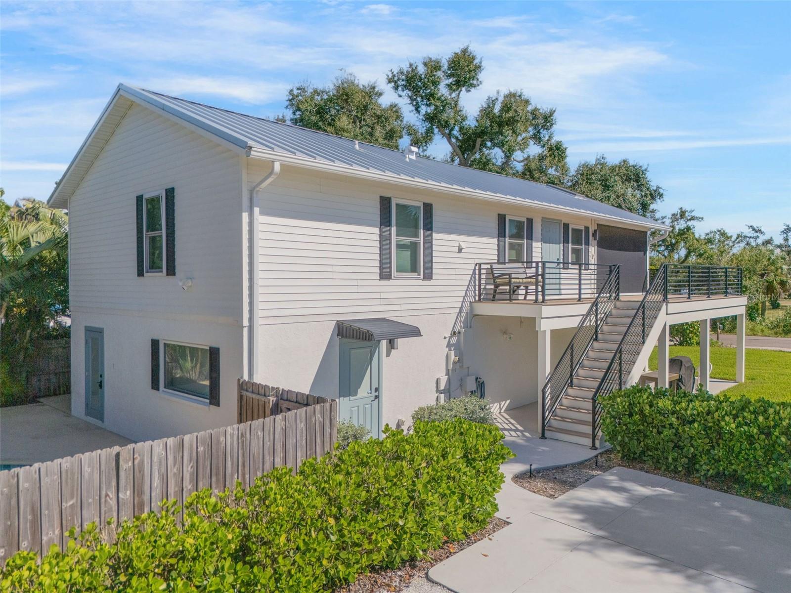 SAUNDERS V A RESUB - Residential