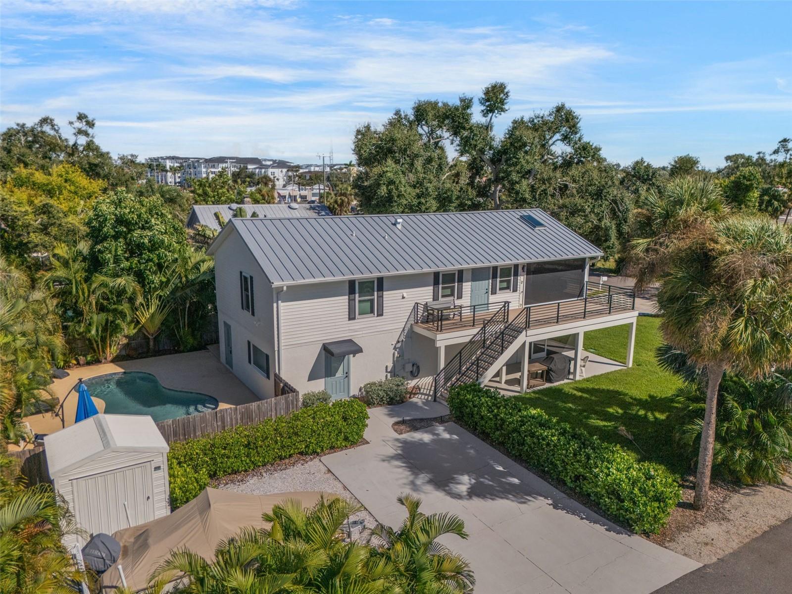 SAUNDERS V A RESUB - Residential