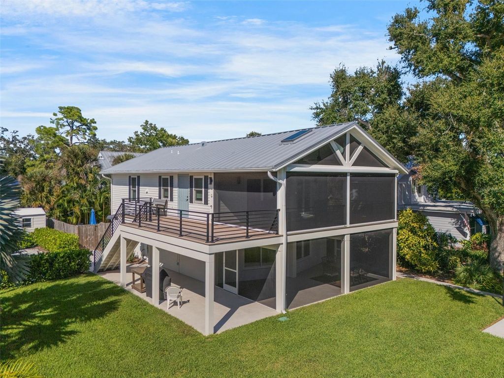 Photo of 38 W Bay Street, Osprey, FL 34229 (MLS # A4667010)