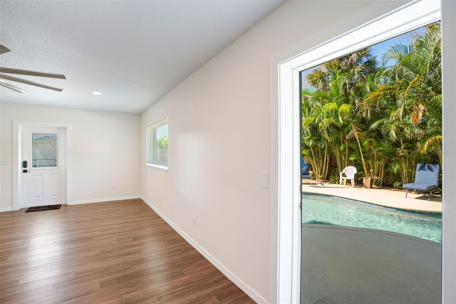 SAUNDERS V A RESUB - Residential