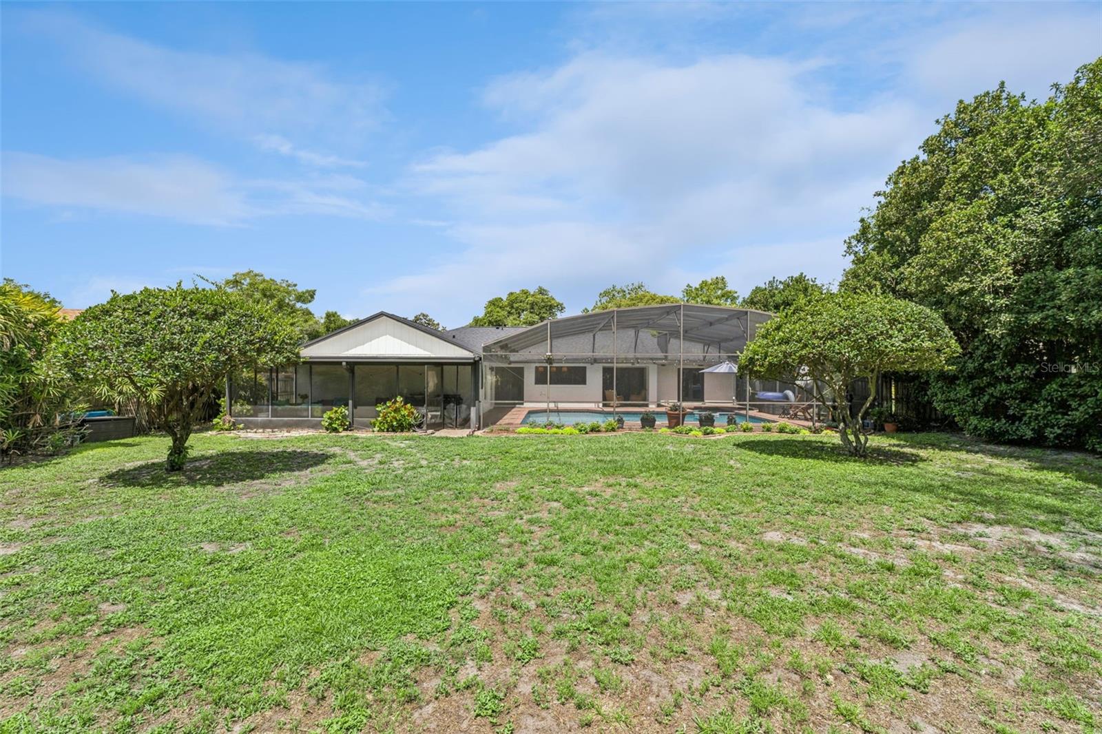 SILVER WOODS PH 03 - Residential