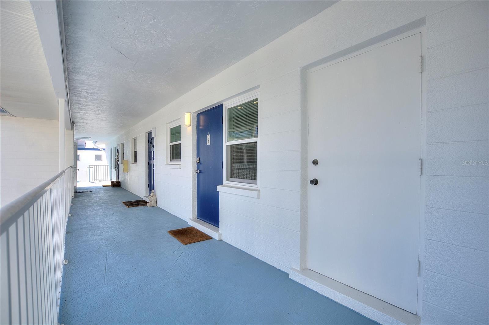 MAXIMO HARBOUR CONDO - Residential Lease