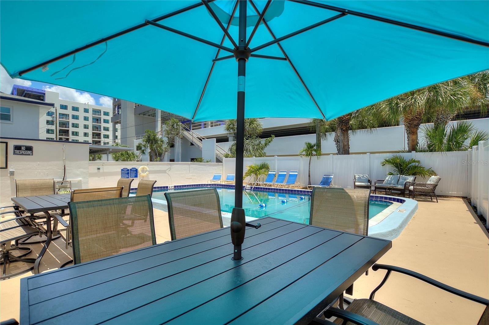 MAXIMO HARBOUR CONDO - Residential Lease