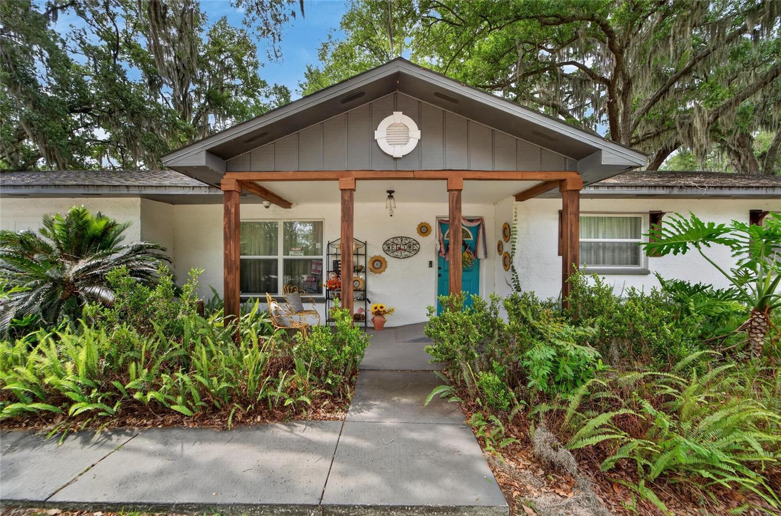 1740 CHERRY LANE