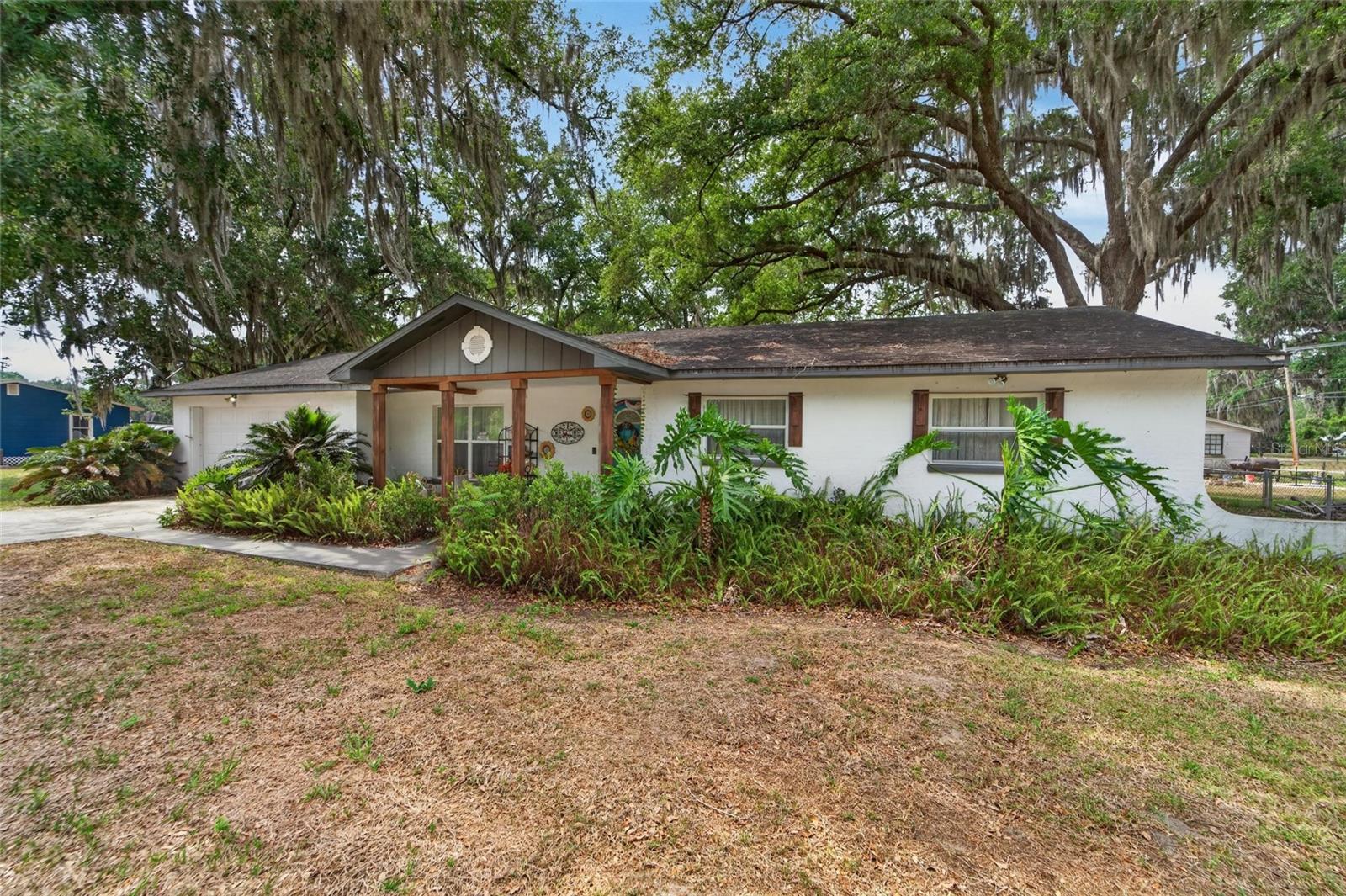 1740 CHERRY LANE