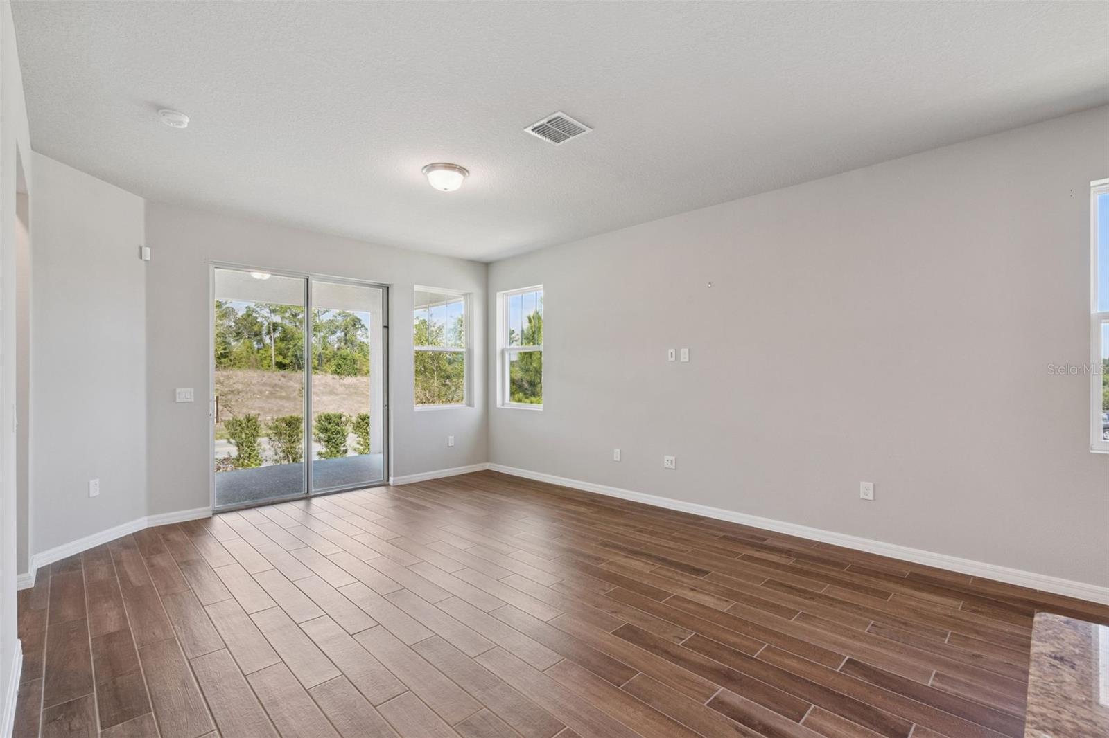 VILLAGES/MINNEOLA HILLS PH 1A - Residential