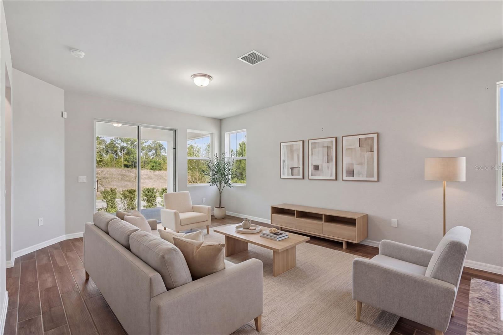 VILLAGES/MINNEOLA HILLS PH 1A - Residential