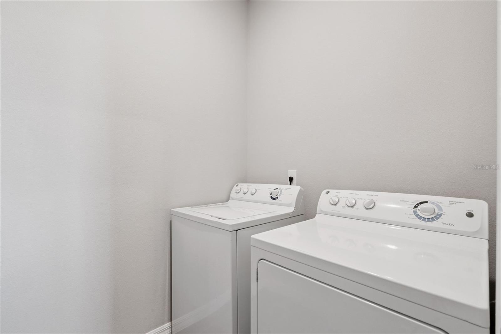 VILLAGES/MINNEOLA HILLS PH 1A - Residential