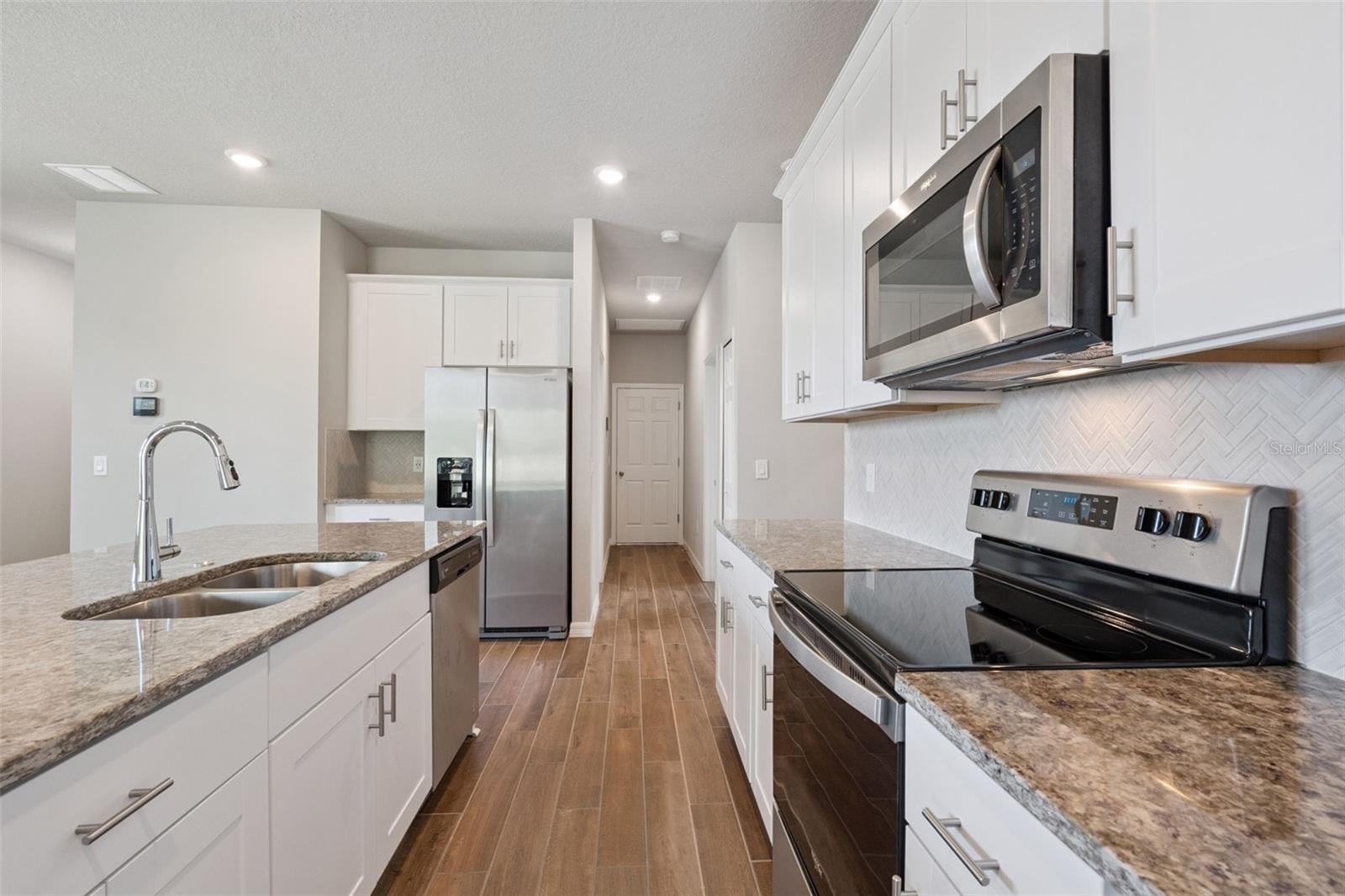 VILLAGES/MINNEOLA HILLS PH 1A - Residential