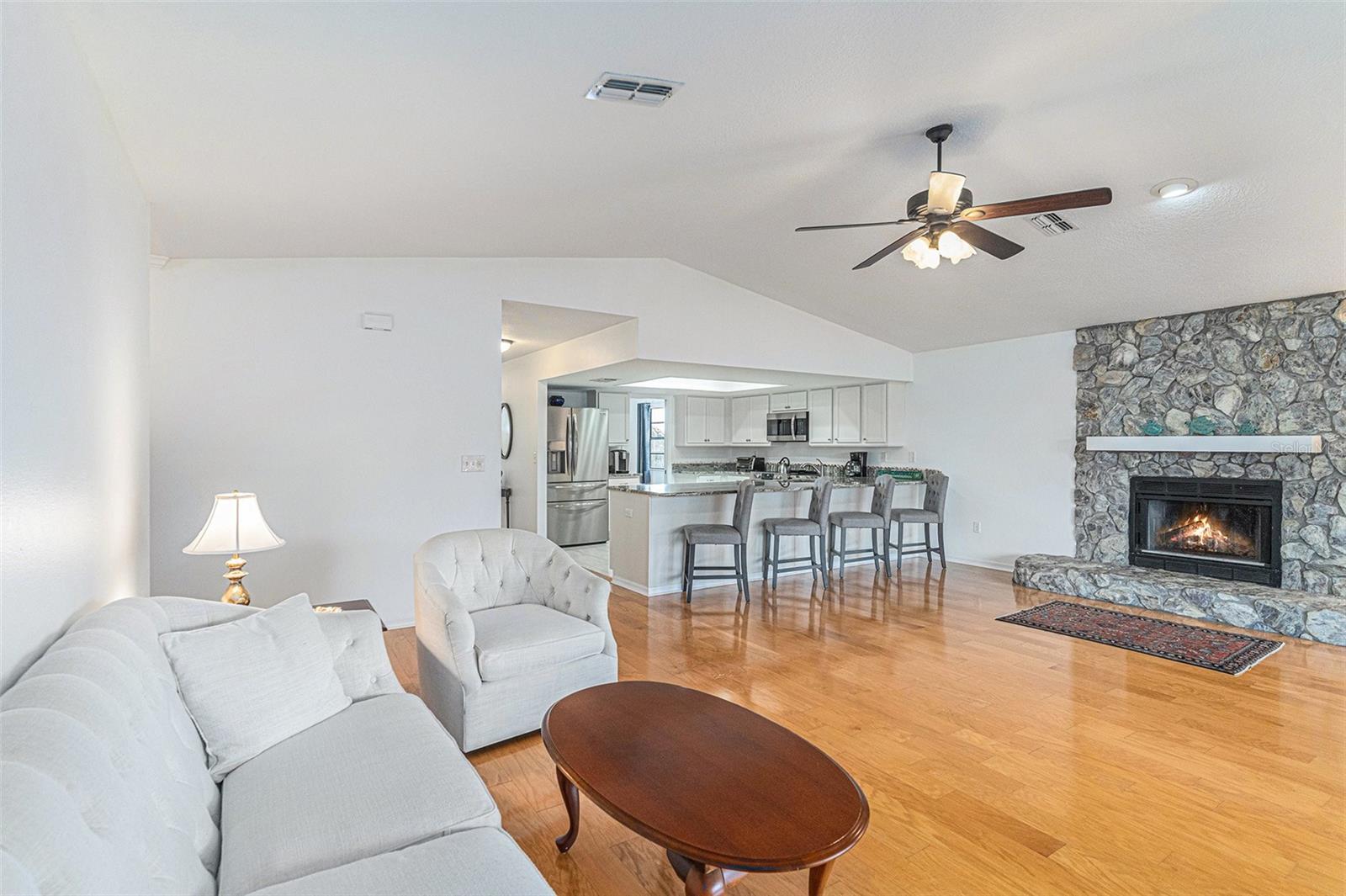 BAYWOOD VILLAGE SEC 5 - Residential