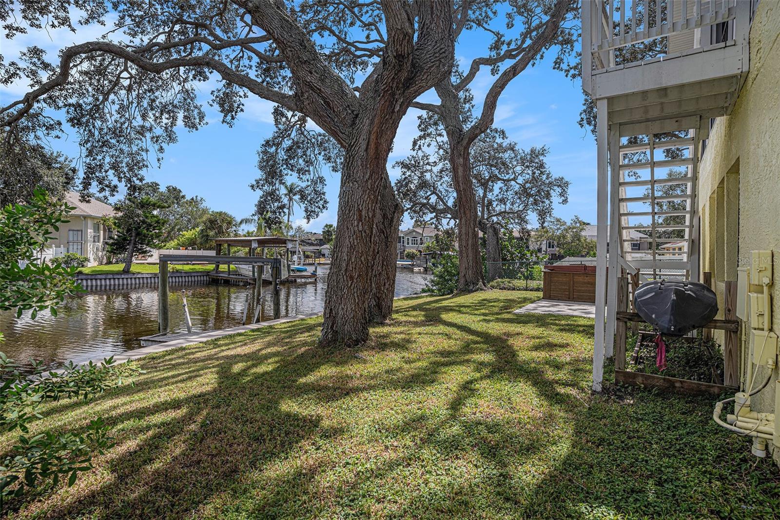 BAYWOOD VILLAGE SEC 5 - Residential