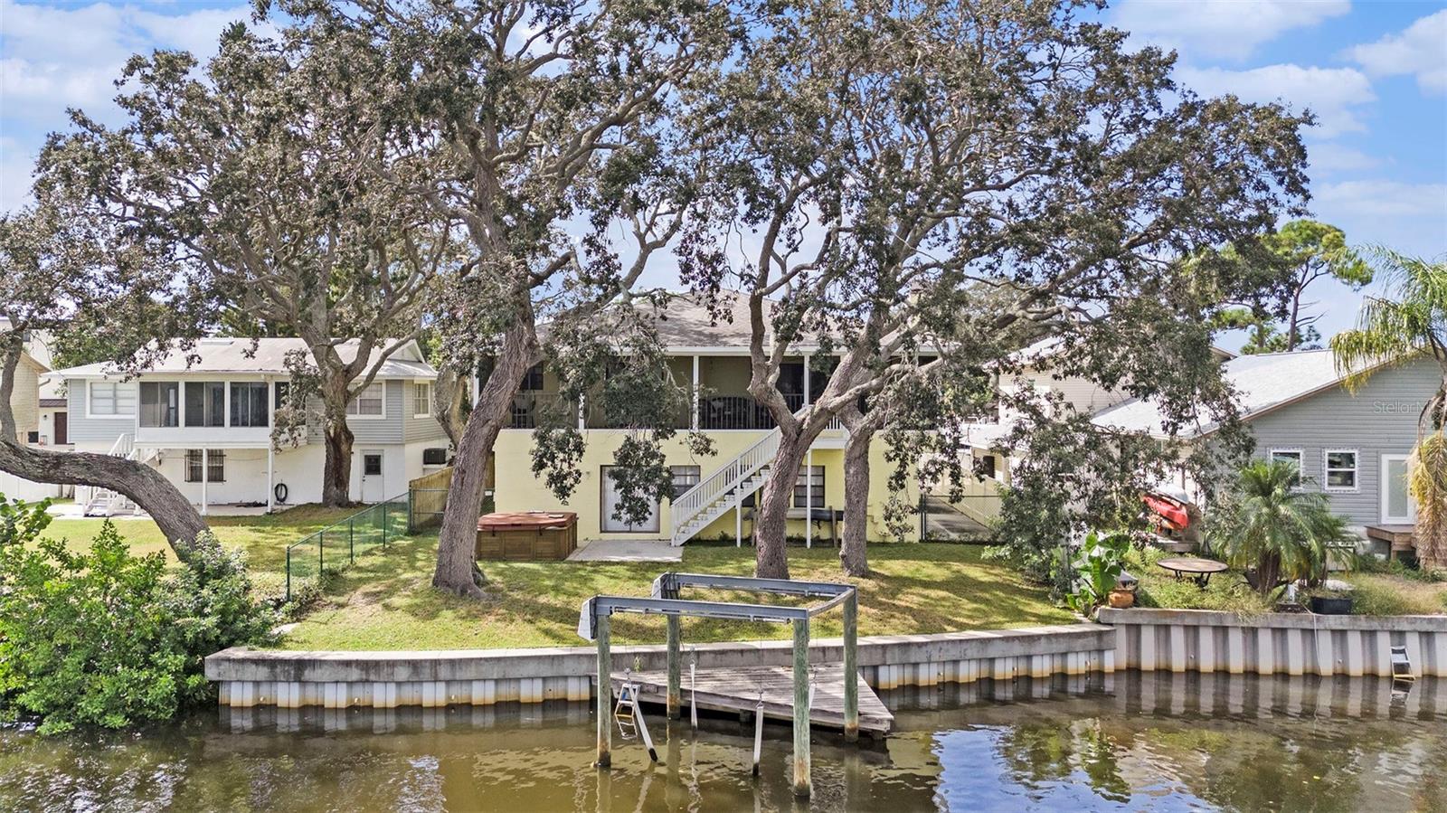 BAYWOOD VILLAGE SEC 5 - Residential