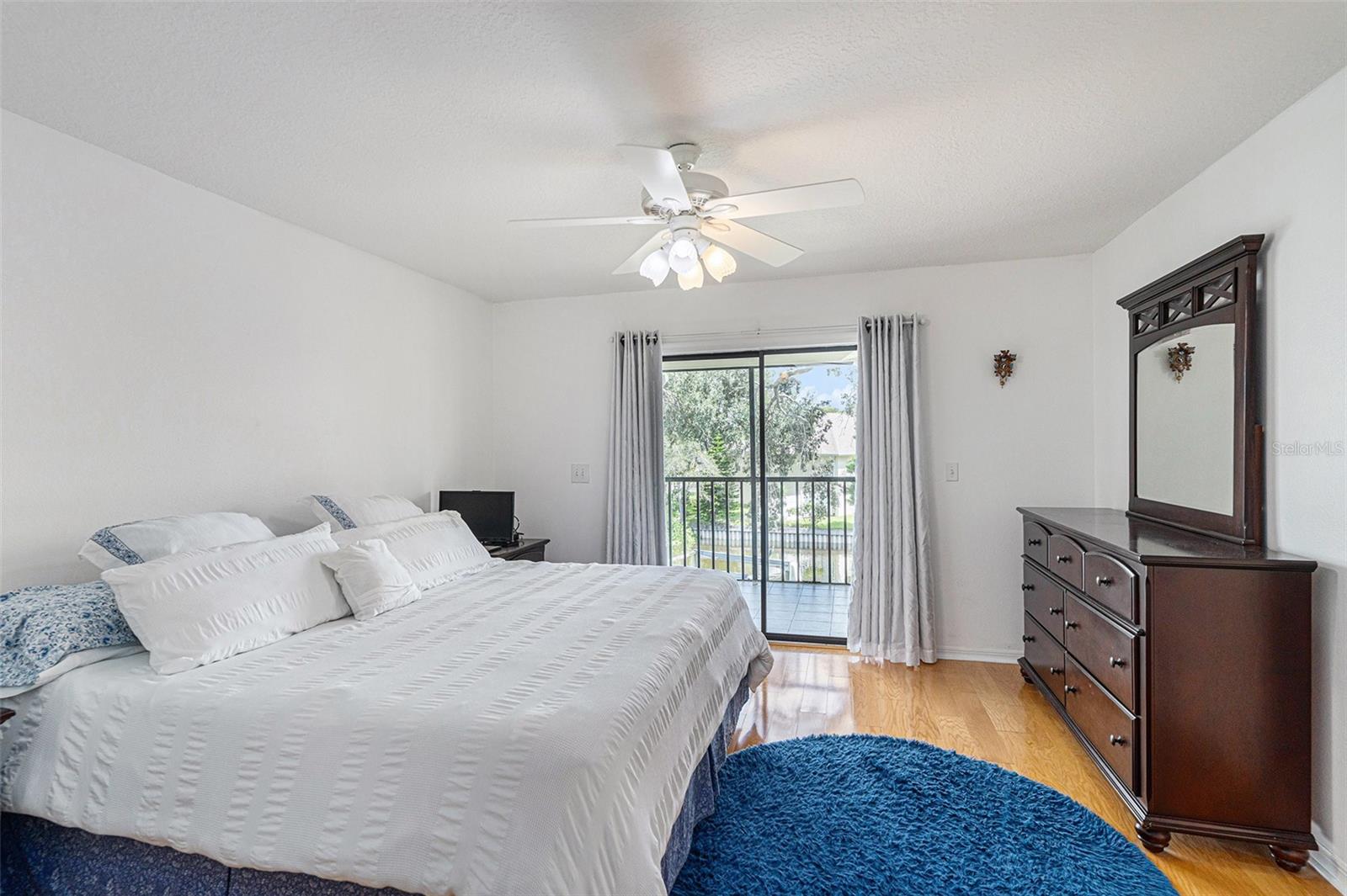 BAYWOOD VILLAGE SEC 5 - Residential