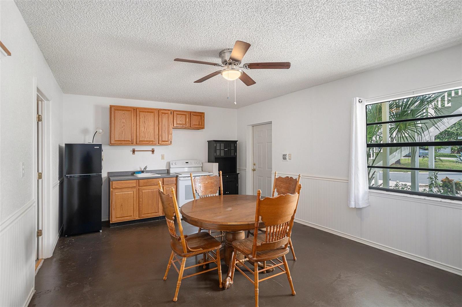 BAYWOOD VILLAGE SEC 5 - Residential