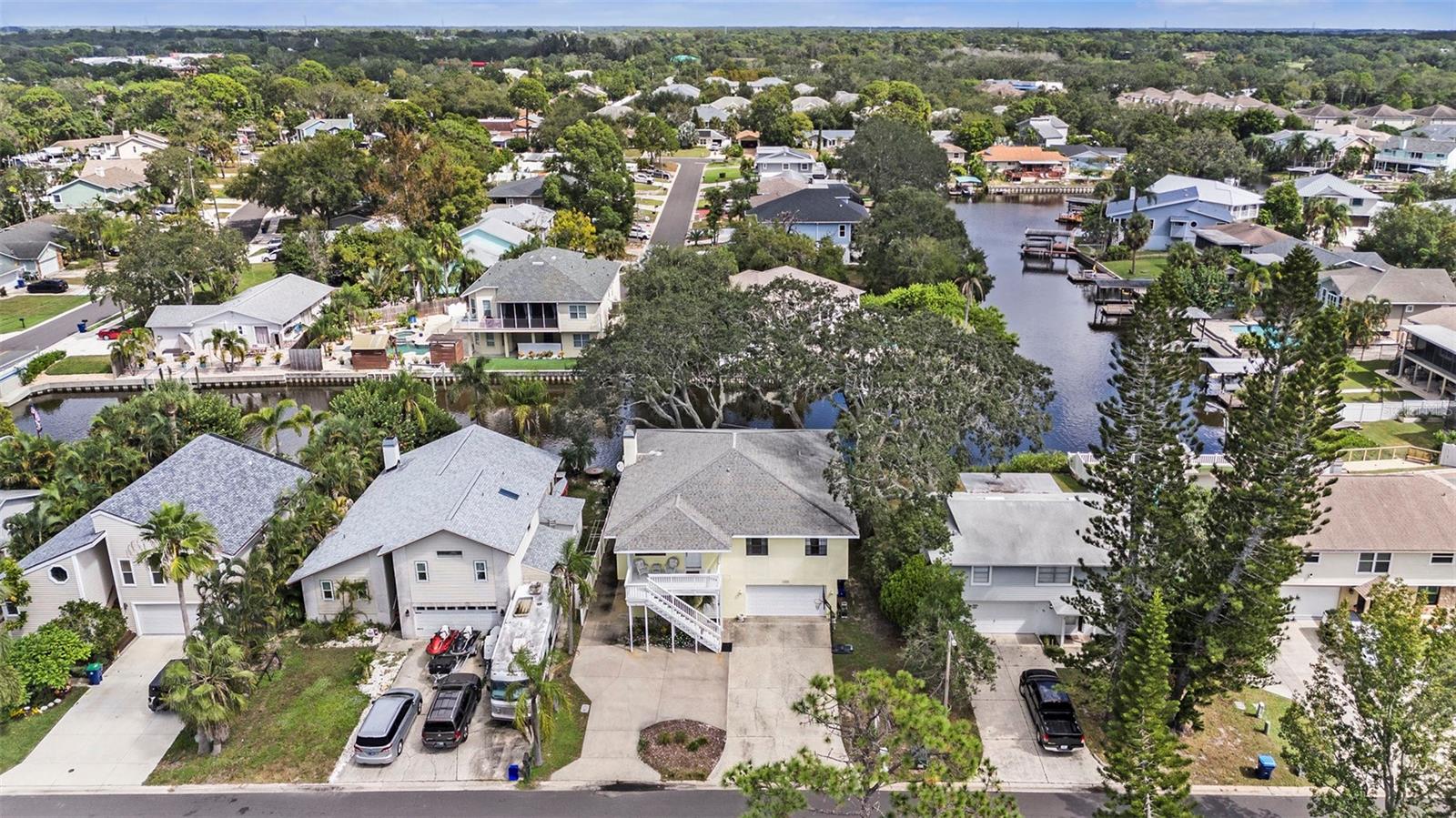 BAYWOOD VILLAGE SEC 5 - Residential