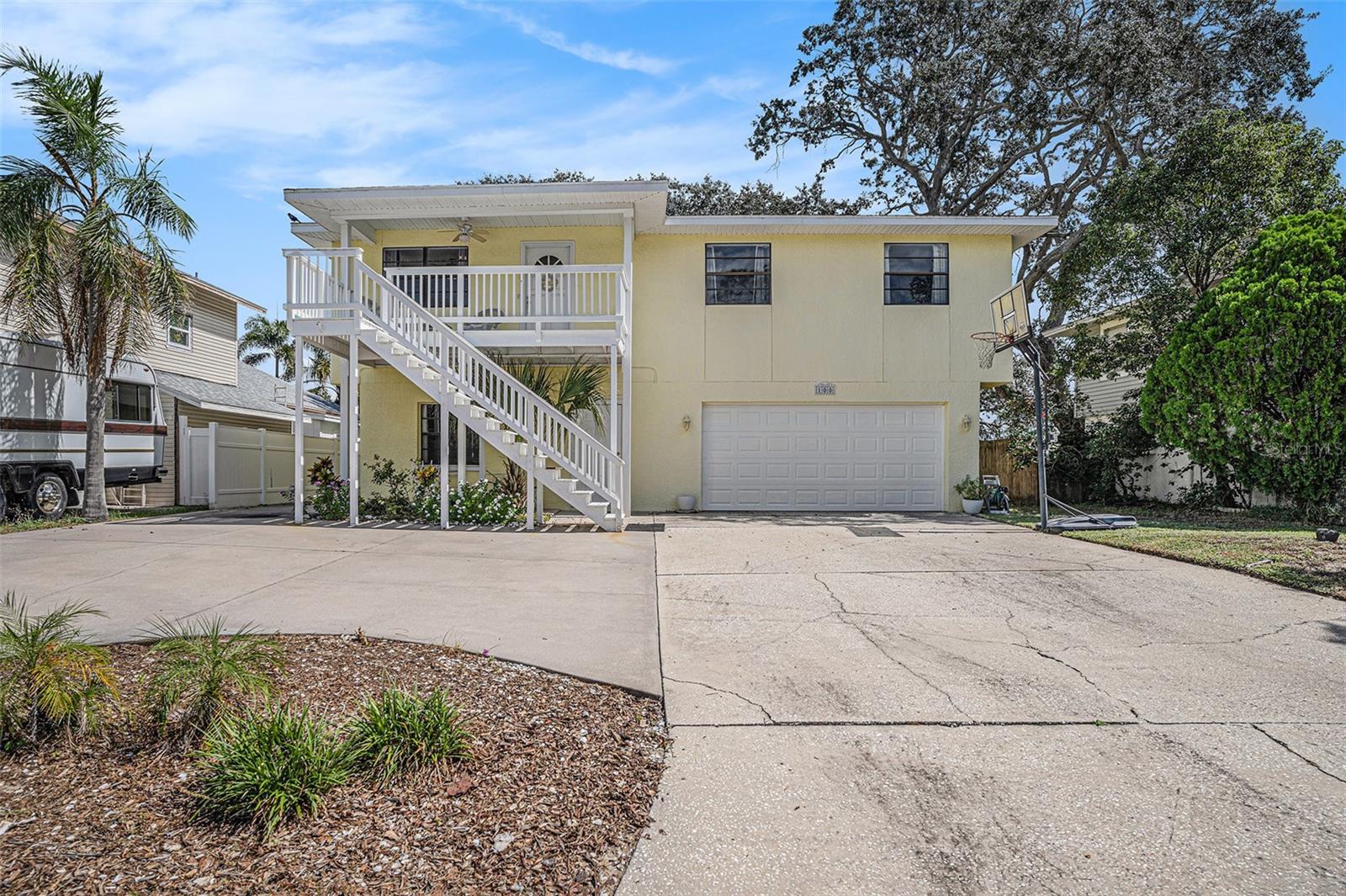 BAYWOOD VILLAGE SEC 5 - Residential