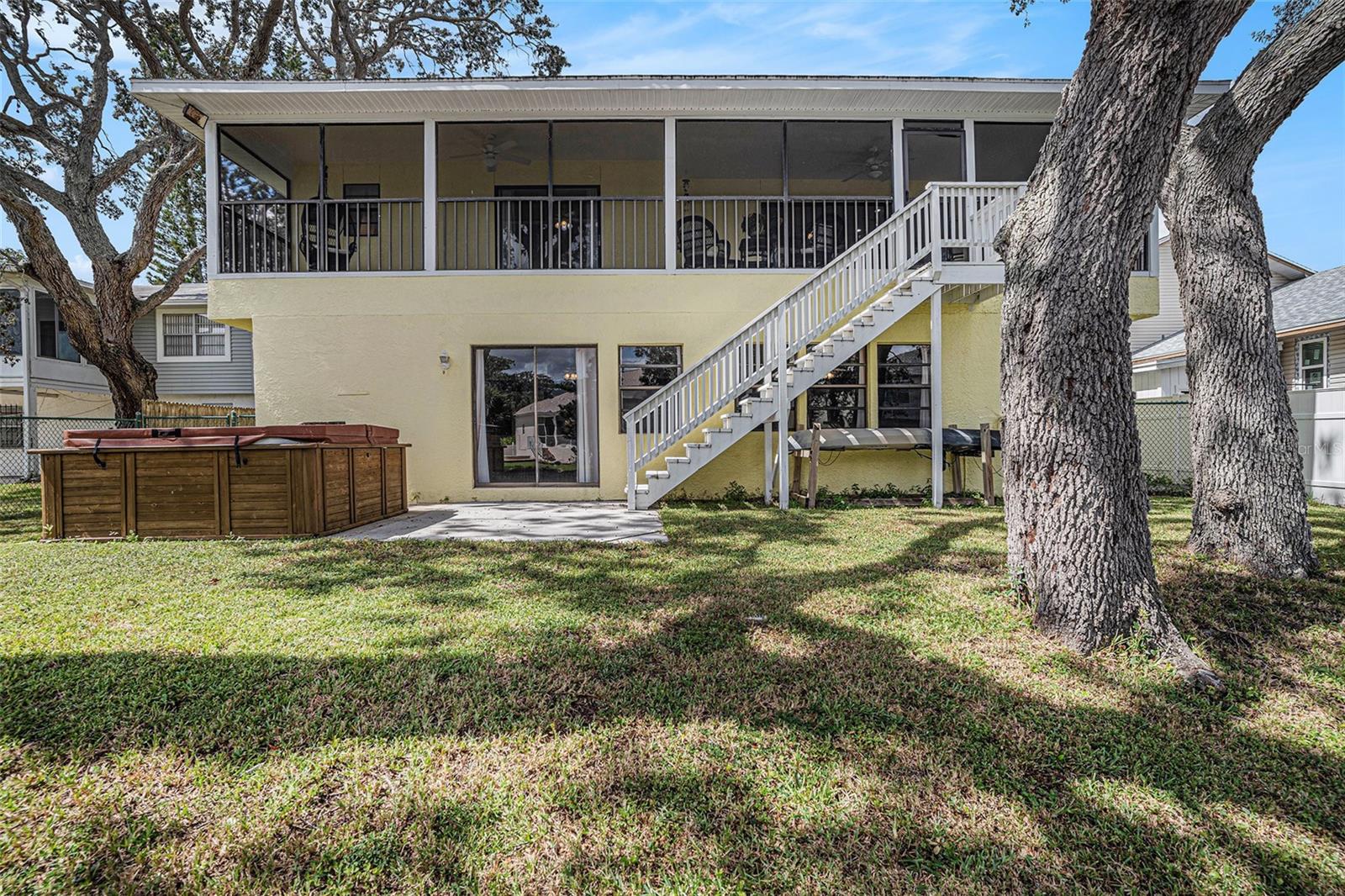 BAYWOOD VILLAGE SEC 5 - Residential