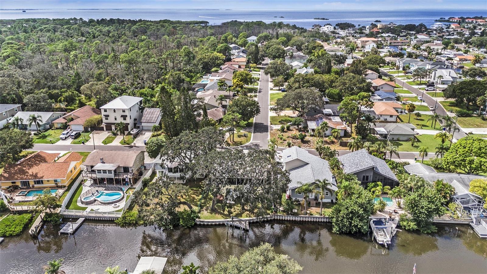 BAYWOOD VILLAGE SEC 5 - Residential