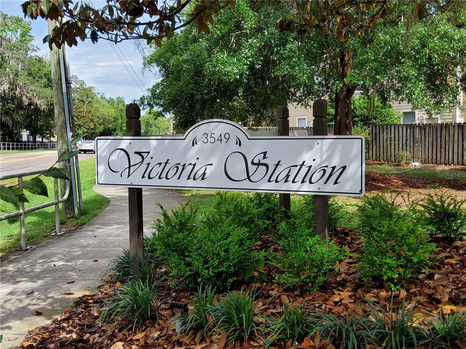VICTORIA STATION - Residential