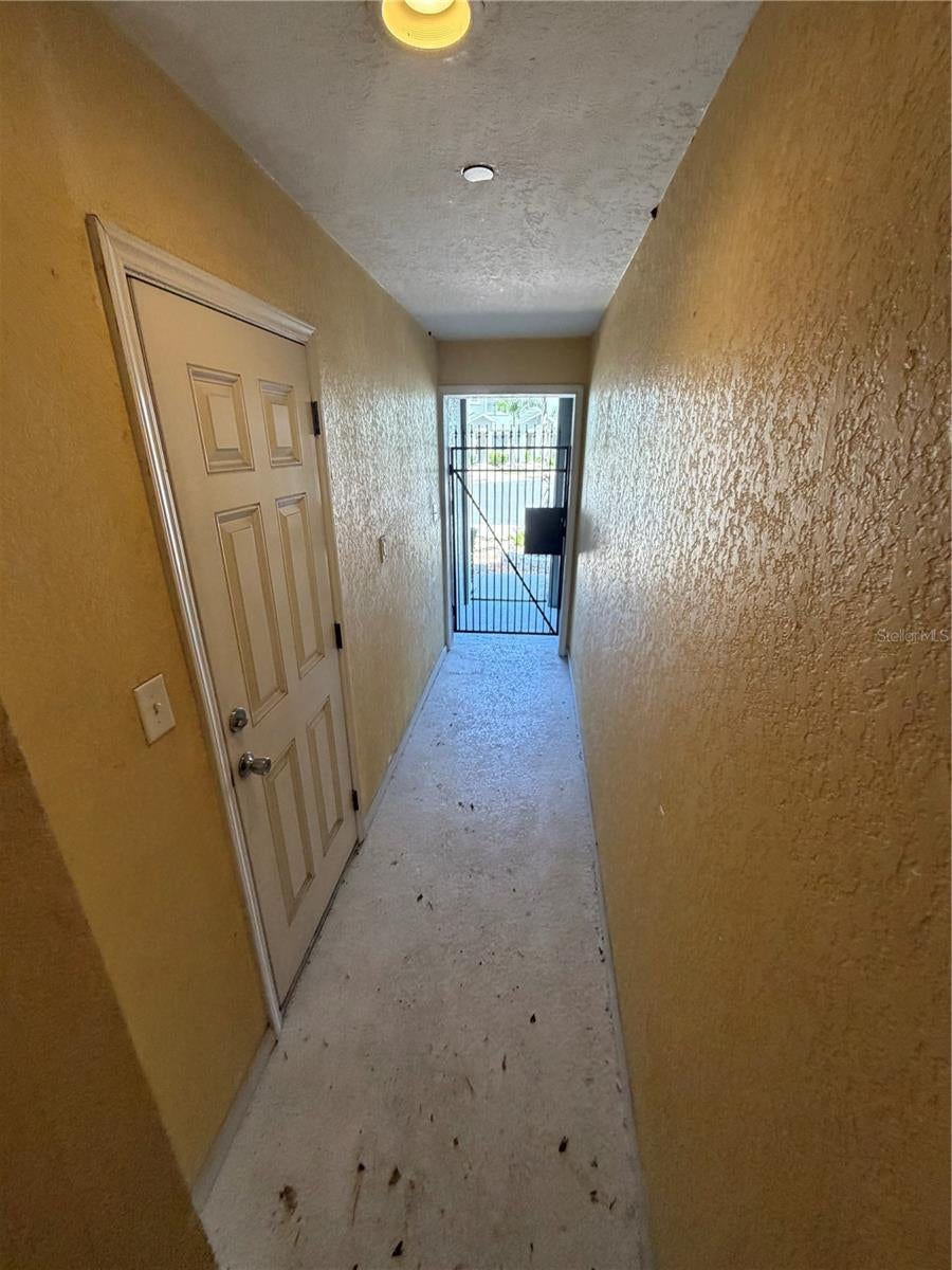 Photo of 4817 Tuscan Loon Drive, Tampa, FL 33619 (MLS # S5151406)